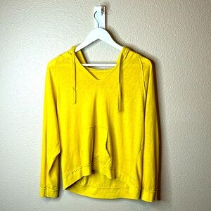 Zyia hoodie, lightweight